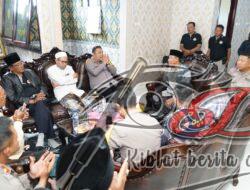 Kapolres Pelabuhan Tanjung Perak Jalin Silaturahmi Bersama Ormas madura Bersatu Dukung Pemilu Damai 2024