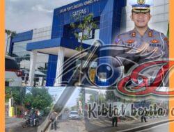 Kasatlantas Polrestabes Surabaya Melalui Kanit Regident AKP Sigit dan Jajaran Satpas Colombo Sidak Praktek Calo di Sepanjang Jl. Ikan Krapu