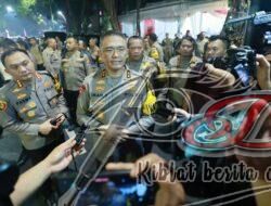 Kapolda Jatim Pantau Situasi Perayaan Malam Tahun Baru di Pusat Kota Surabaya