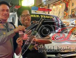 Polda Jatim Beri Satu Unit Ambulace untuk Bonek Rescue Bentuk Apresiasi Kedewasaan Suporter