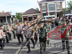 Kapolda Jatim Bersama Pangdam V Brawijaya Kunjungi Polres Pamekasan, Cek Kesiapan Pengamanan Pemilu 2024