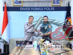 Sinergitas Kunci Lewati Tantangan, Kadiv Humas Terima Kunjungan Kapuspen TNI