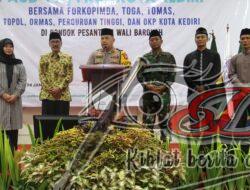 Kompak, Kapolres Kediri Kota Bersama Toga Tomas Tandatangai Deklarasi Pemilu Damai