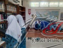 Komunitas Tinta Emas SMAMX Gelar Studi Literasi Politik di Perpustakaan Balai Kota Surabaya