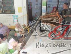 Komunitas Orang Tua Peduli Anak Terima Bantuan Kearifan Lokal Kemensos