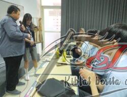 16 Siswa Daejeo Middle and High School Belajar Musik Angklung di Spemma Surabaya