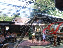 Cooling System Polres Ngawi Dialog Bersama Warga di Jumat Curhat