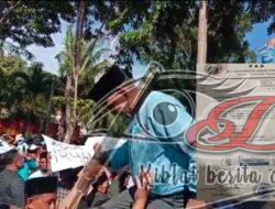 Demo Di Pendopo Sampang Diduga Kelompok Barisan Sakit Hati Simpatisan Bupati Sampang