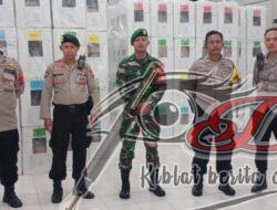 Hari Minggu, Babinsa Koramil 03/Serengan Tetap Semangat Amankan Kotak Suara Pemilu