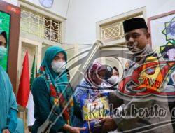 Raih Keberkahan di Bulan Ramadhan, Polres Tanjung Perak Gelar Bansos Untuk Para Dhuafa