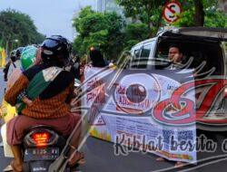 Tebar Takjil Lazismu Surabaya Sasar Pengendara Kota Metropolitan
