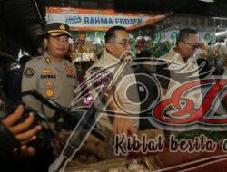Bapokting Jelang Lebaran Aman Tim Satgas Pangan Polda Jatim Terus Pantau di Sejumlah Pasar