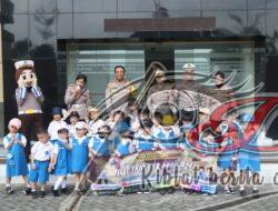 Kapolresta Sidoarjo Sambut Hangat Kunjungan Anak TK Kristen Petra 13