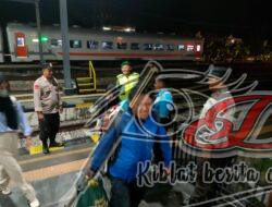 Sinergitas TNI Polri, Patroli di Stasiun Ngawi Antisipasi Arus Balik Mudik Tahap Dua