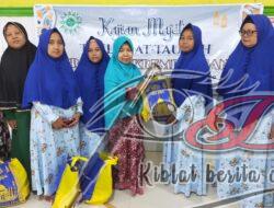Jelang Lebaran, dokter Zuhro Berbagi Kebahagiaan Bersama Jama’ah Majelis Taklim At-Taubah Morokrembangan Surabaya
