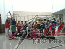 Jumat Berkah, Lazismu Surabaya Bagikan 30 Nasi Kotak kepada RPM