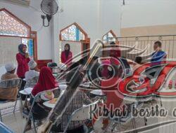 Mahasiswa Psikologi UM Surabaya Belajar Pendampingan Anak di Rumah Pintar Matahari