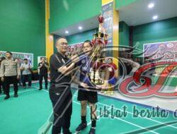 Tutup Turnamen Bulutangkis Antar media Kapoda Jatim Eksibisi Match Vs Juara 1