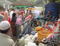Polres Mojokerto Salurkan 32 Ribu Liter Air Bersih Untuk Warga di Kaki Gunung Penanggungan