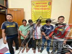 Tim Anti Bandit Unit Reskrim Polsek Simokerto Ringkus Empat Pelaku Judi Online