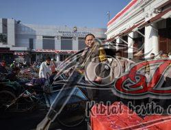 Kapolrestabes Surabaya Jalin Silaturahmi dan Perkuat Kamtibmas, Sarapan Bareng Abang Becak