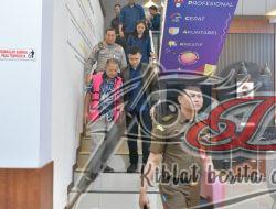 Kejari Tanjung Perak Tersangkakan Dan Melakukan Penahanan Terhadap Direktur PT Wahyu Tirta Manik Atas Kasus Korupsi