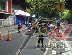 Jajaran Polrestabes Surabaya Patroli Rayon Polsek Tambaksari,Simokerto dan Bubutan Melaksanakan Antisipasi 3 Cepu di Jl. Kedung Cowek Surabaya
