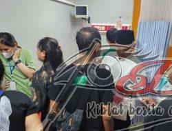 Anggota DPRD DAPIL 2 Abdul Malik Tetap Menyala Untuk Orang Sakit Di RS Suwandi Surabaya