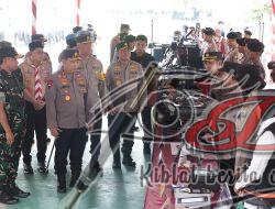 Kapolri dan Panglima Cek Kesiapan Pengamanan Pilkada Serentak di Jatim