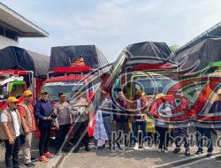 Kapolresta Banyuwangi Kawal Pendistribusian Logistik Pilkada 2024