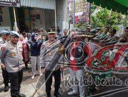 Tinjau TPS, Kapolda Jatim : Pilkada Serentak 2024 di Jatim Berjalan Lancar Sesuai Rencana