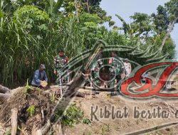 Babinsa Karya Bakti Pembuatan Drainase dan Gorong-Gorong Parit Jalan