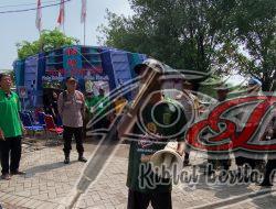 Kapolsek Simokerto Besama Danramil Simokerto Cek TPS 9 Stadion Gelora Bung Tomo di Simokerto Tebasan Kelurahan Tambak Rejo
