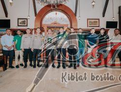 Azrul Ananda Kunjungi Polrestabes Surabaya, Apresiasi Pengamanan Pertandingan Persebaya vs Arema FC Berjalan Aman