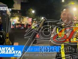 KBO Satlantas Polrestabes Surabaya Berikan Imbauan Kepada Masyarakat di Tengah Operasi Lilin Semeru Saat Perayaan Nataru 2024 dan 2025