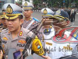 Satlantas Polrestabes Surabaya Siapkan 12 Titik Penyekatan Dalam Antisipasi Pergantian Malam Tahun Baru 2025