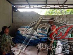 Dukung Swasembada Pangan Babinsa Klego Lakukan Pengecekan Pupuk Di Desa Gondanglegi