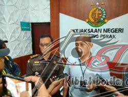 Dua Petinggi PD Pasar Surya Surabaya Ditetapkan Sebagai Tersangka Kasus Korupsi Oleh Kajari Tanjung Perak