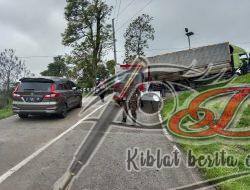 Truk Gagal Menanjak Babinsa Cepogo Turun Tangan