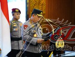 Kapolri Pimpin Sertijab Kapolda Sumbar Irjen Pol Dr. Gatot Tri Suryanta