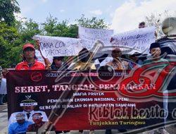 Puluhan Aktivis Jaringan Anti Rasuah Jatim Desak Polda Jatim Untuk Penetapan Tersangka Kasus Proyek Lapen Rp12 Miliar di Sampang