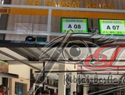 Pelayanan Samsat Krian di Bulan Ramadhan Makin Cepat dan Mudah, Wajib Pajak Merasa Terbantu