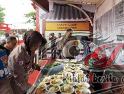Mewujudkan Slogan Polri untuk Masyarakat, Polres Pasuruan Bagikan Makan Gratis untuk Pemudik