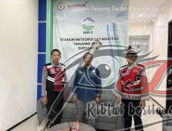 Antisipasi Cuaca Ekstrem, Unit Patroli Kota Presisi Polres Pelabuhan Tanjung Perak Koordinasi dengan BMKG