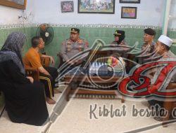 Kapolres Pasuruan Manfaatkan Momentum Hari Bhayangkara Ke-79 untuk Kunjungi Anggota Sakit