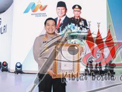 Polres Blitar Raih Penghargaan Pelayanan Prima dan Zona Integritas dari KemenPAN-RB