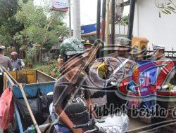 Hari Pertama Operasi Patuh Semeru 2025 Polres Trenggalek Bagi – bagi Helm Gratis