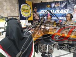 Bersama Media Satlantas Polres Pelabuhan Tanjung Perak Gencarkan Sosialisasi Operasi Patuh Semeru 2025