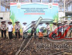 Dukung Swasembada Pangan, Polres Pasuruan Tanam Jagung Serentak Bersama Santri Ponpes Sabilunnajah