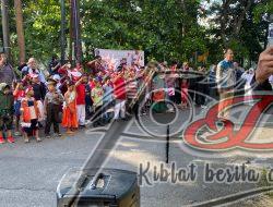 Merayakan HUT RI Ke-80, Geng GEMES Menggelar Upacara Jalanan Di Jalan Petojo Surabaya.